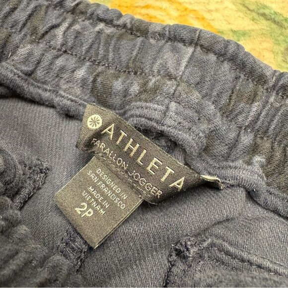 Athleta Farallon Jogger Pants Size 2 Petite - Picture 3 of 6